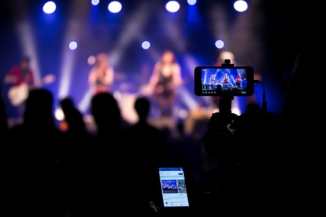 5 Ways to Watch Concerts Live from Your Home